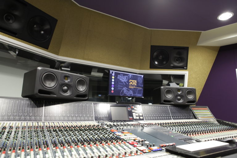 Studio of the SAE Institute with ADAM Audio S3H studio monitors